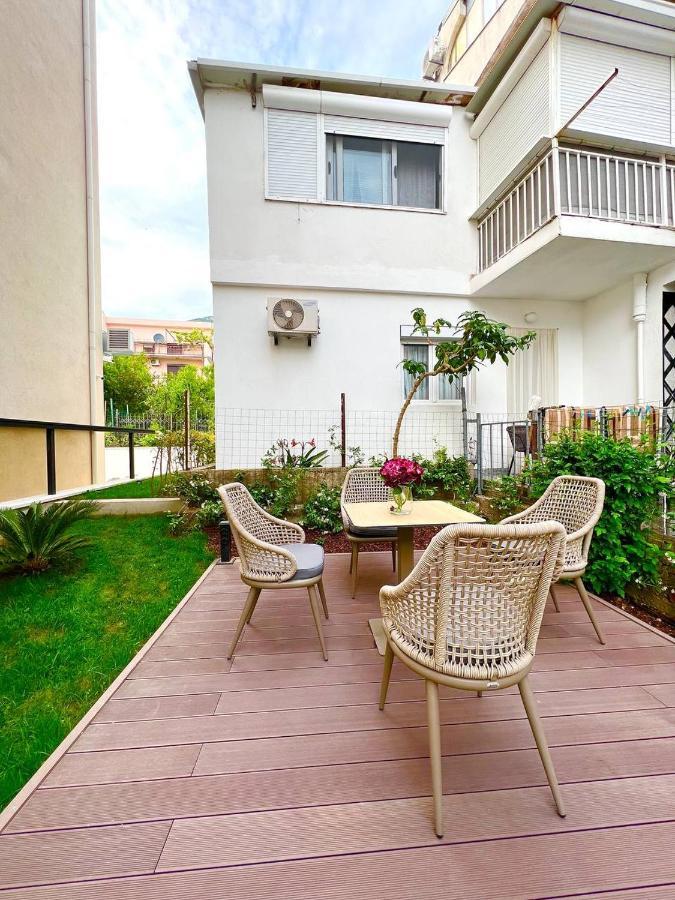 Xio Apartments Bar Exterior photo
